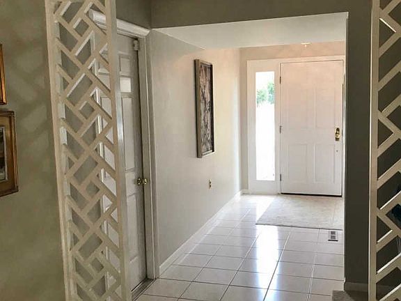 4th image of 104 Radcliffe Dr