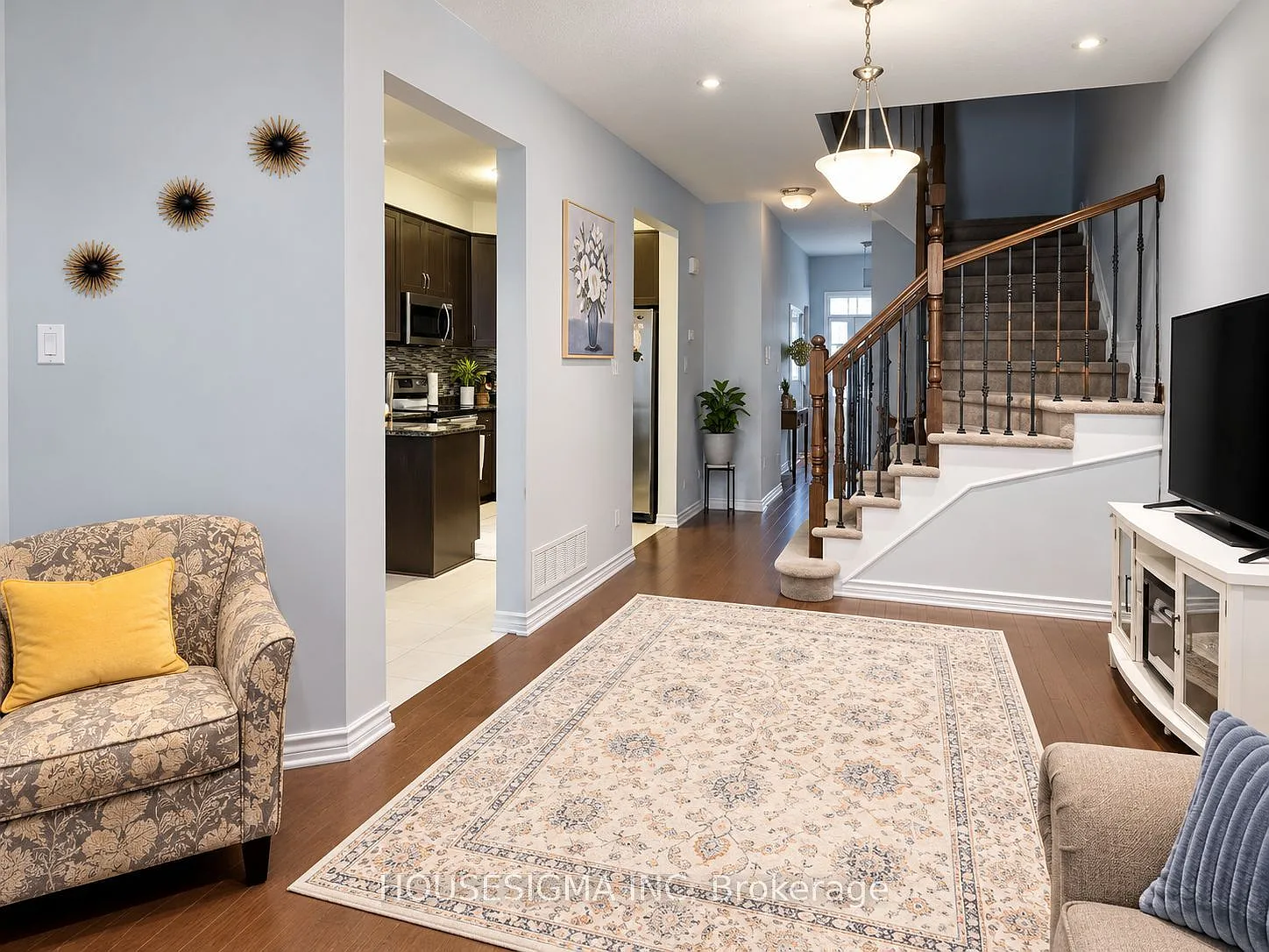 3 bed, $2,700 — Photo 3