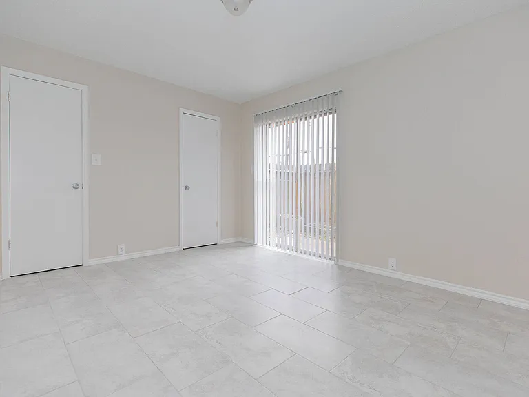 Southern Oaks Apartments — Photo 24