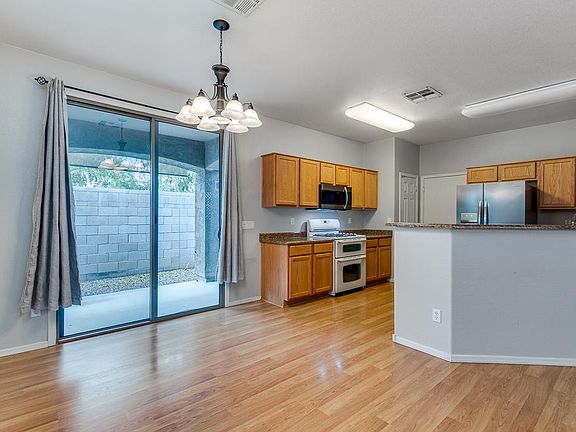 5th image of 3815 E Kesler Ln