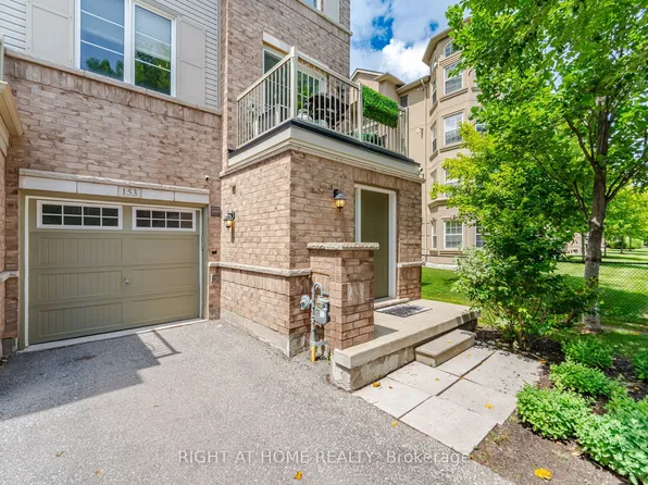 165 Hampshire Way S #153, Milton, ON L9T 8M7