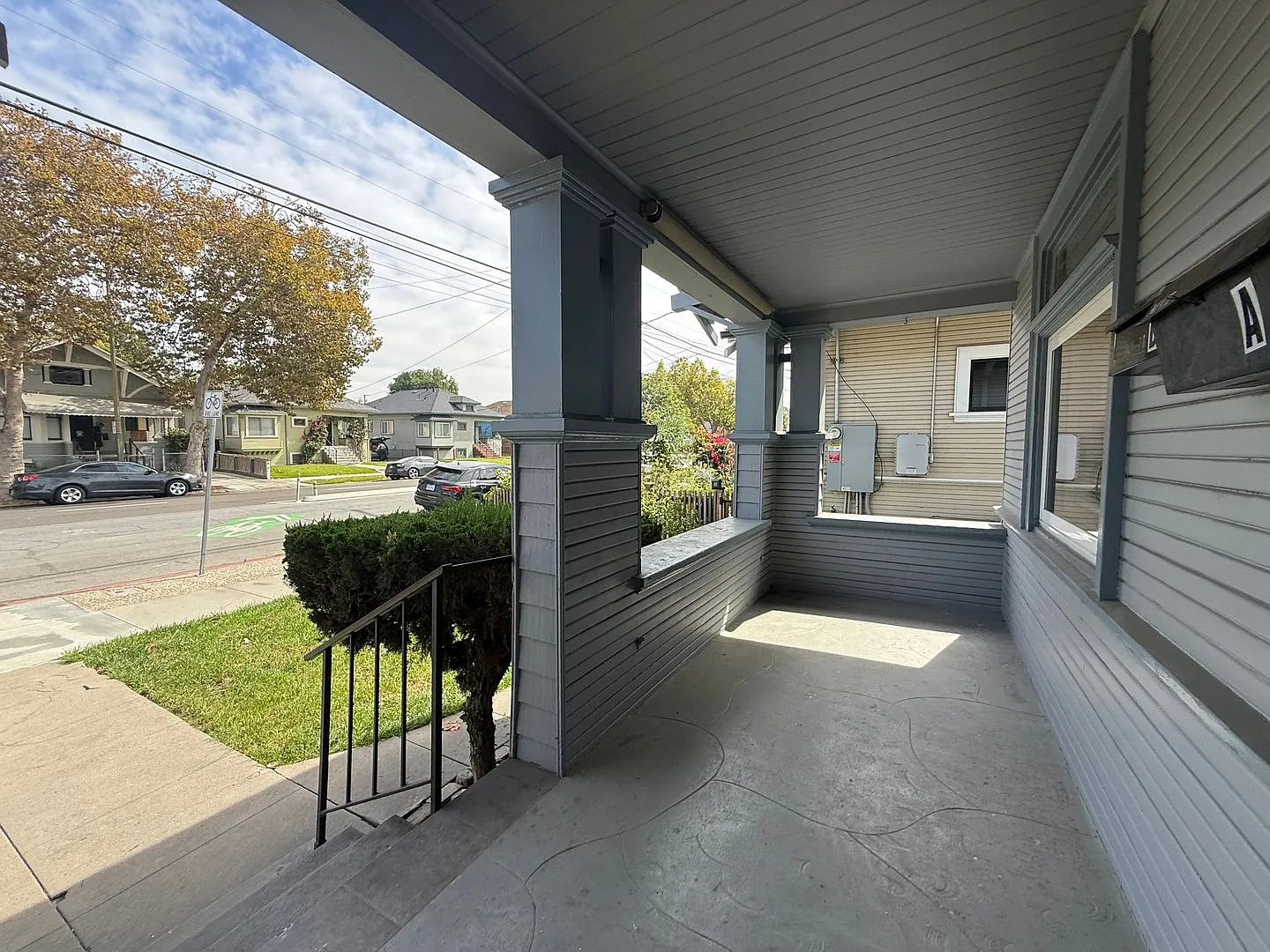 N 10th — Photo 3