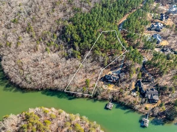 300 Crooked Rock Ln, Sunset, SC 29685