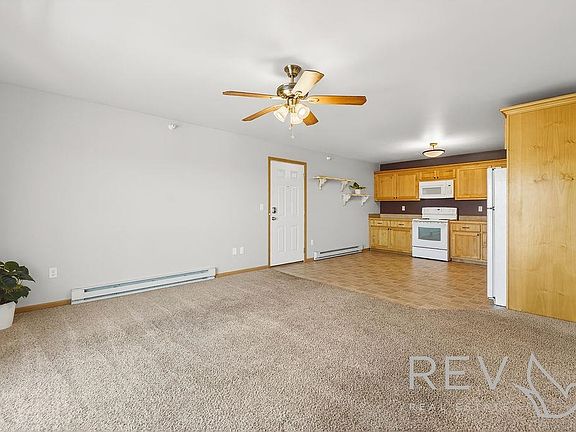 5th image of 2844 Kent Ave #W31