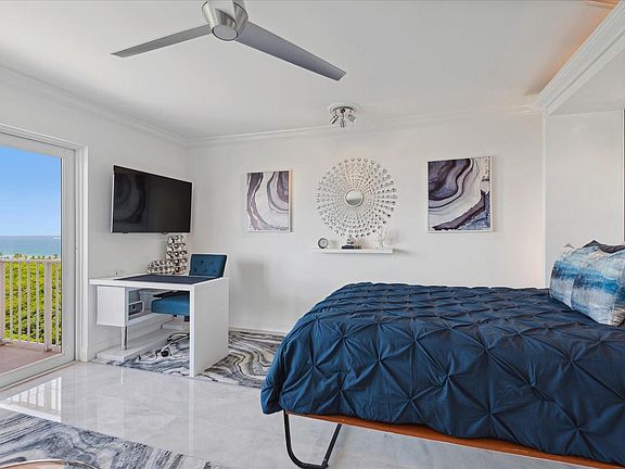5th image of 3000 E Sunrise Boulevard #14H