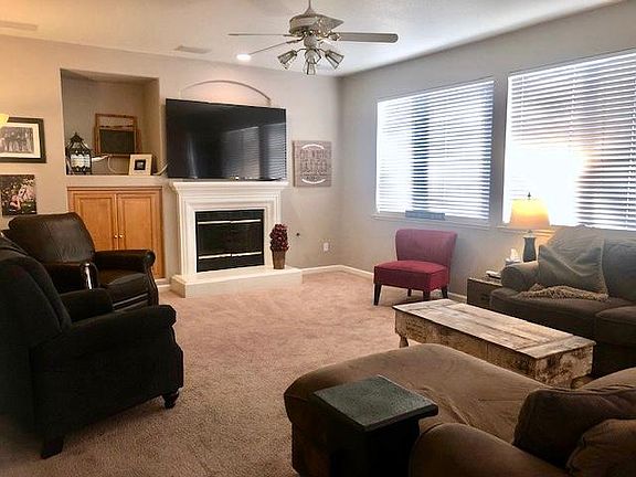 2nd image of 1069 Danielle Dr