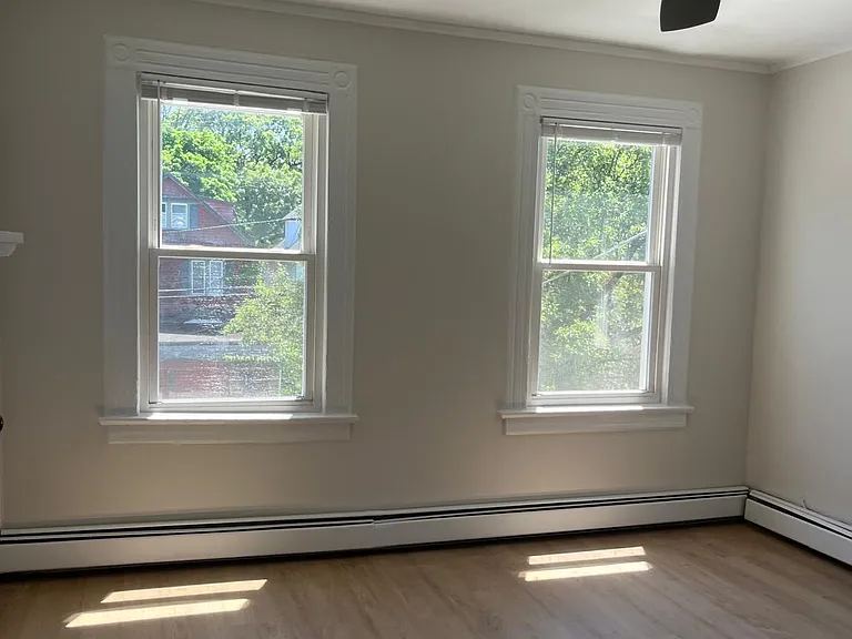 152 Forest St #B — Photo 11