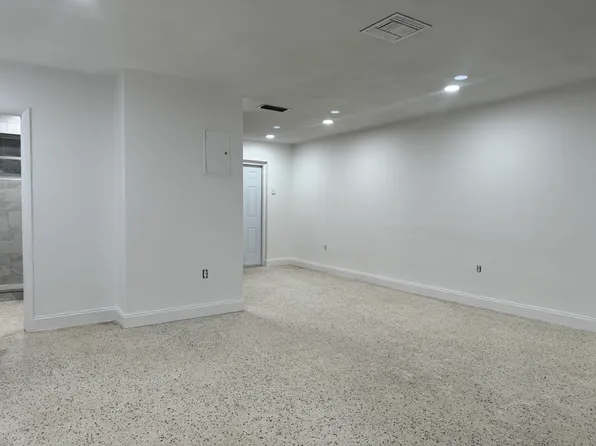 2479 SW 16th St, Miami, FL 33145