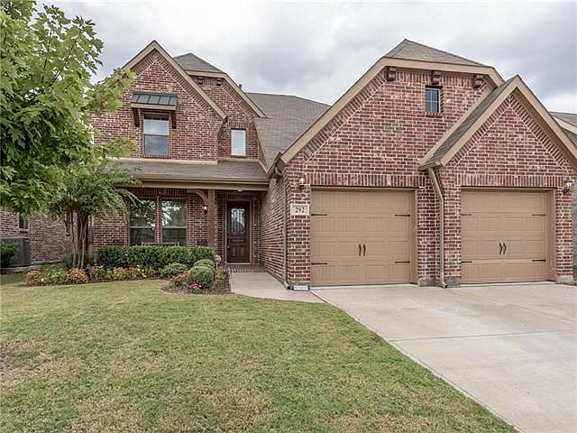 1st image of 292 Hawthorn Dr
