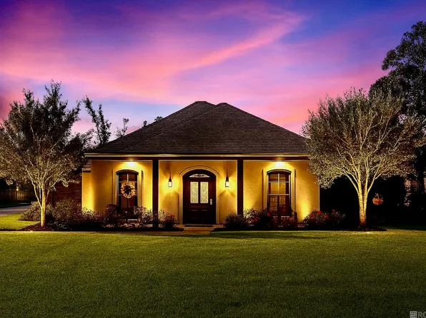8788 Wyeth Dr, Denham Springs, LA 70706