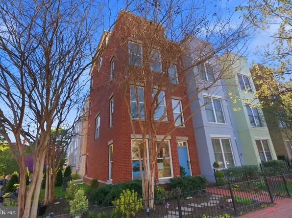 423 L St SE, Washington, DC 20003