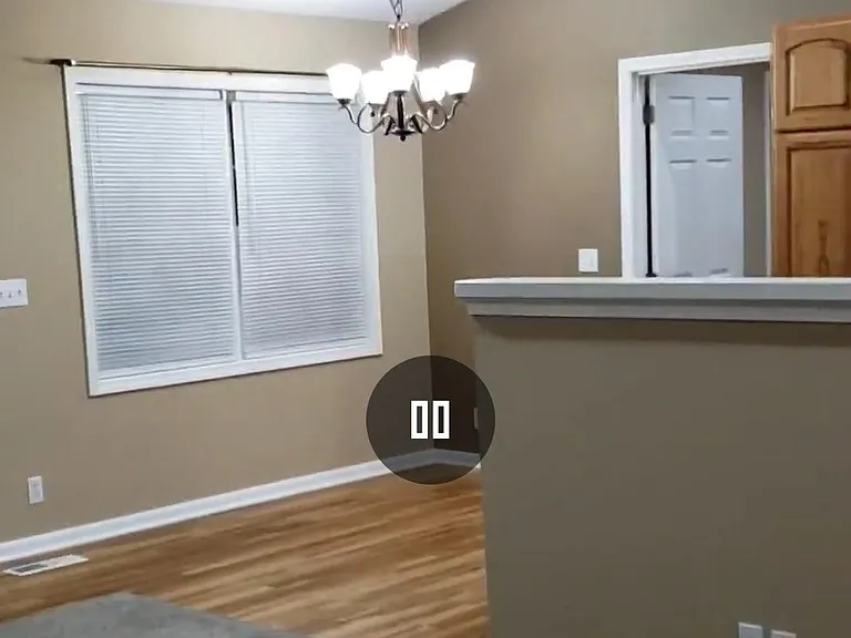 2301 Silver Crest Ct — Photo 4