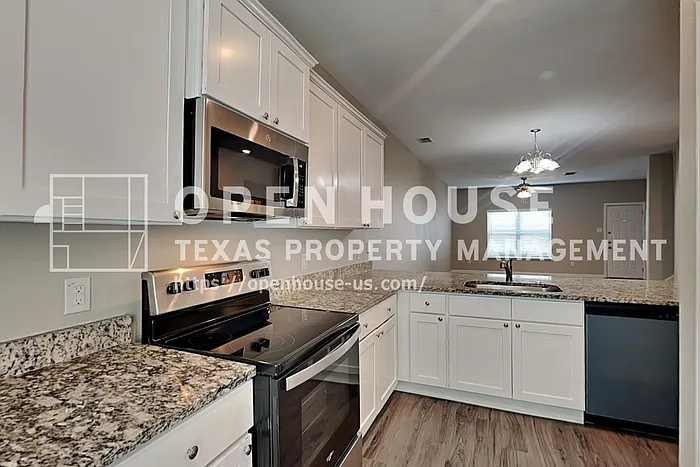 8412 Steel Dust Dr — Photo 6