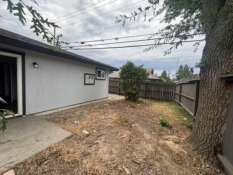 5844 Palm Ave — Photo 17