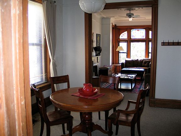 4th image of 1939 N Larrabee St