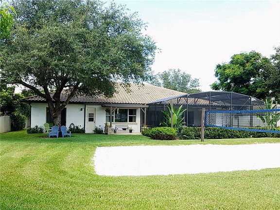 4th image of 9197 Cypress Cove Dr