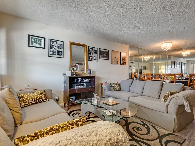 356 E Desert Inn Rd #310 — Photo 2