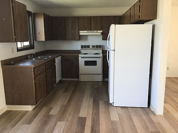 4th image of 2101 S Garfield St APT 11