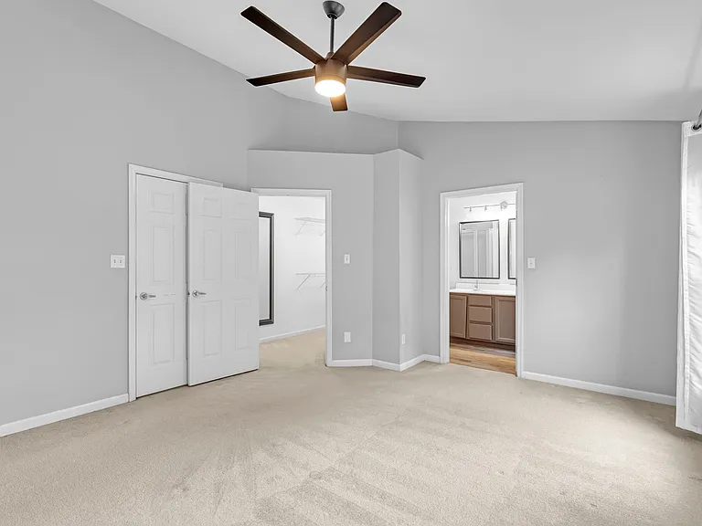 6880 Ridge Water Ct — Photo 12
