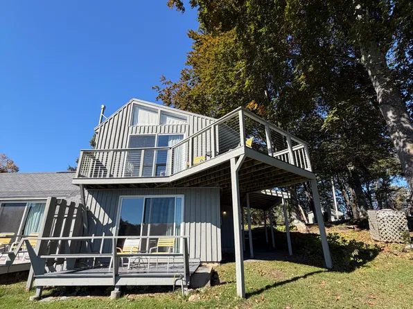 22 Harris Island Rd, York, ME