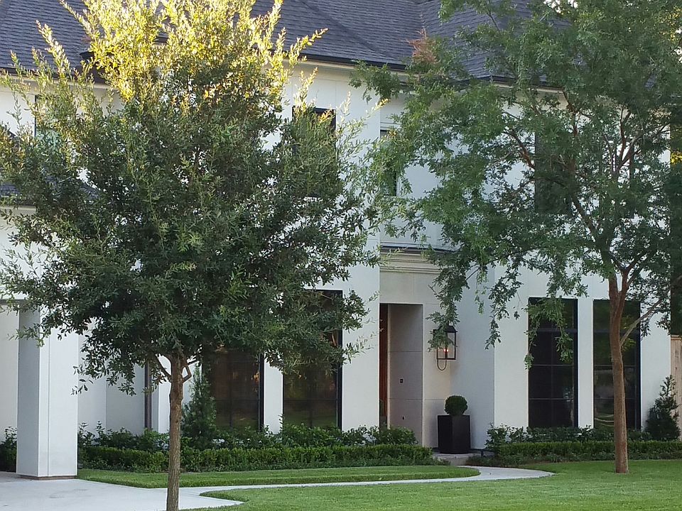 1st image of 1525 Glourie Dr