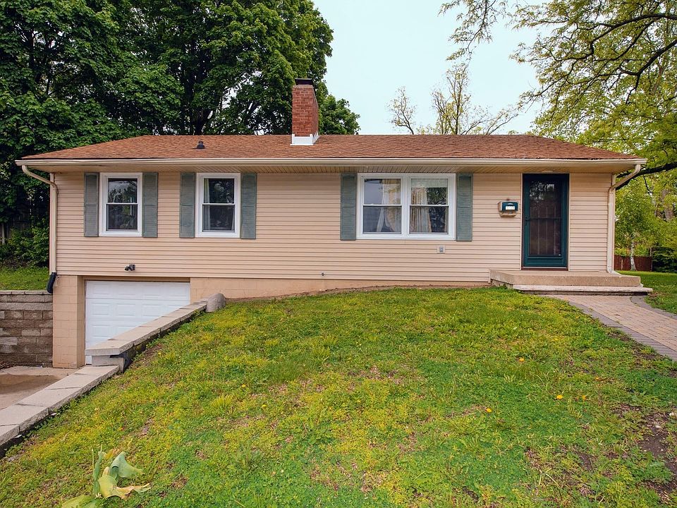 1st image of 1108 Hedgewood Dr