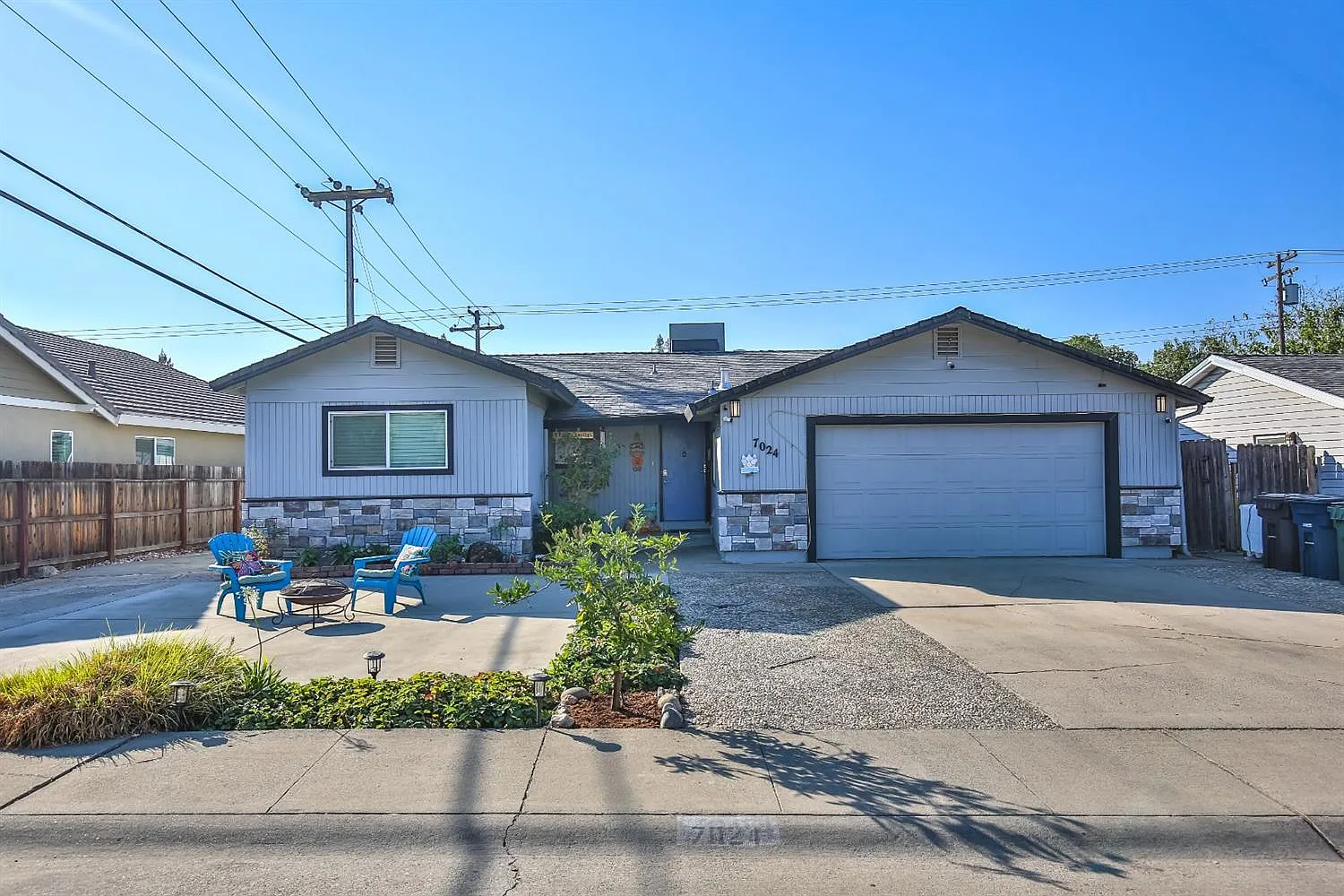 7024 Valeriana Ave photo 1