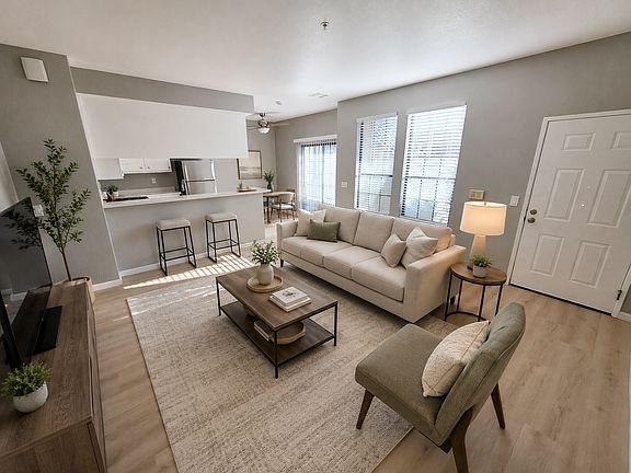 2nd image of 2411 Mission Ave APT 12