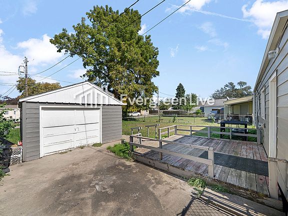 3rd image of 3544 8th Ave