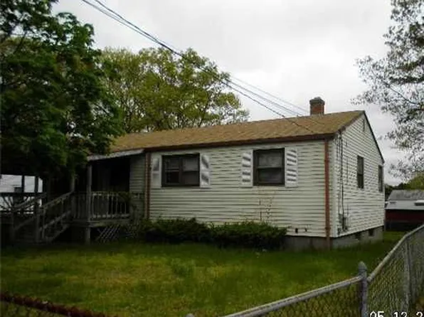 146 Horse Neck Rd, Warwick, RI 02889