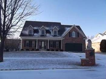 1st image of 706 Greenbriar Ct