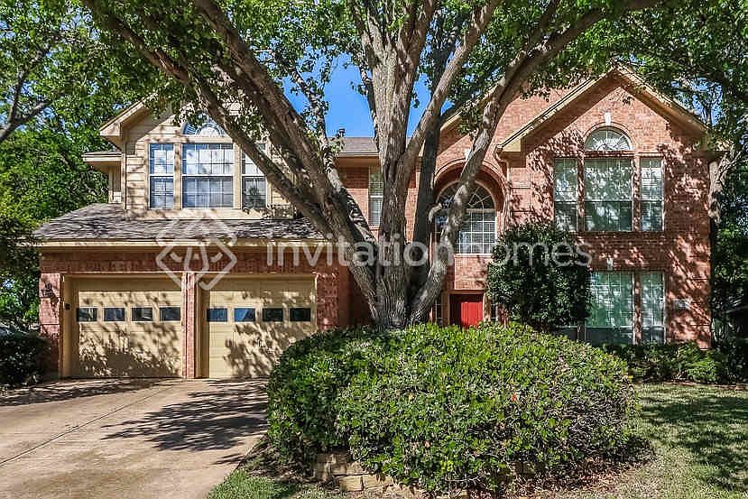 1st image of 2711 Cobblestone Dr