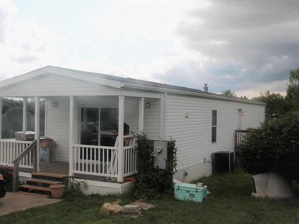 2nd image of 118 Sunrise Dr