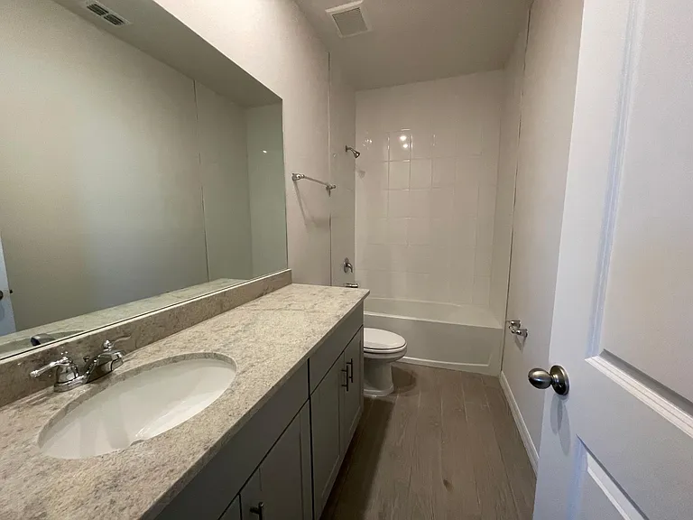 33898 Floating Heart Ct — Photo 10