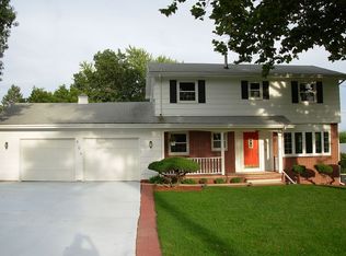 609 N 5th St, Carlisle, IA 50047