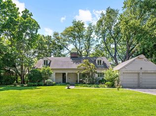1360 Sunview Ln, Winnetka, IL 60093