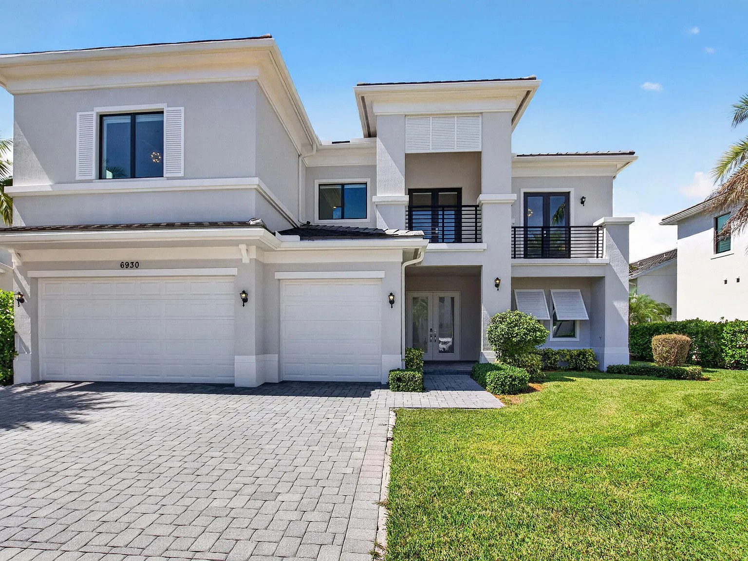 5 bed, 5.5 bath, 4662 sqft, $23,900 — Photo 1
