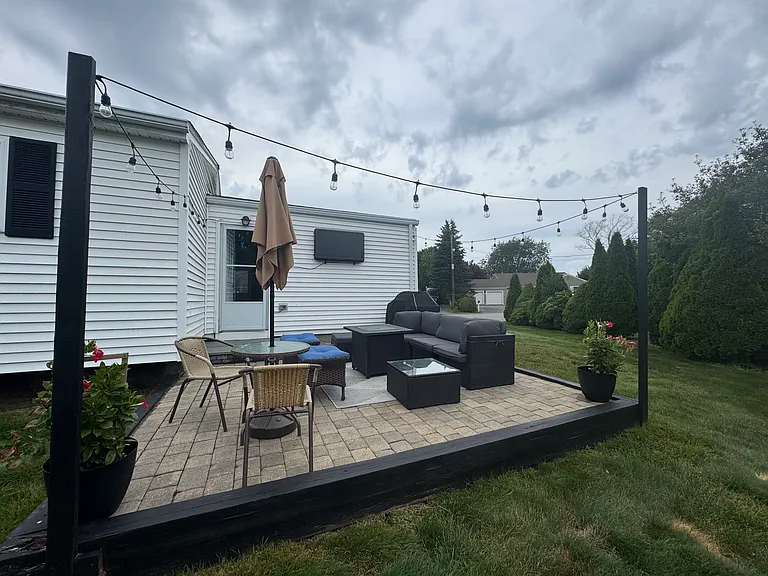 1 Squantum Ct — Photo 24