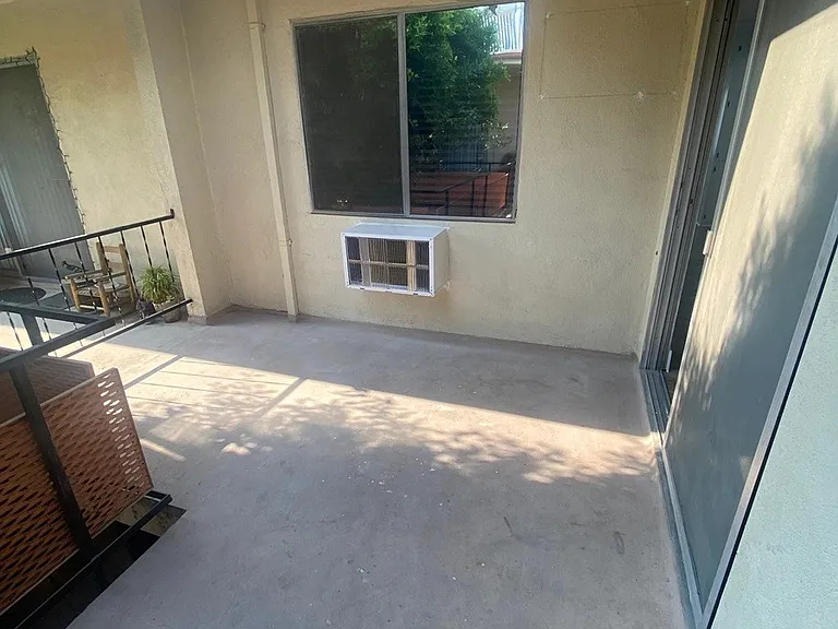 6136 Fulton Ave #9 — Photo 21