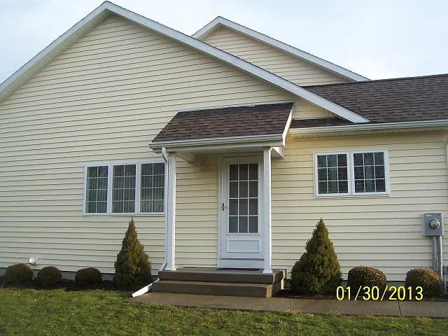 461 Demarest Pkwy photo 1