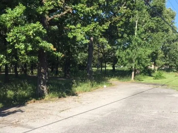 Triangle Ln, Batesville, AR 72501