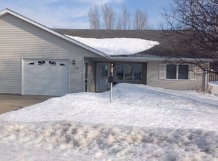 400 28th Ave SW, Willmar, MN 56201