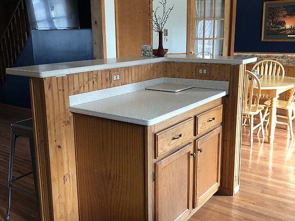 Kitchen main floor