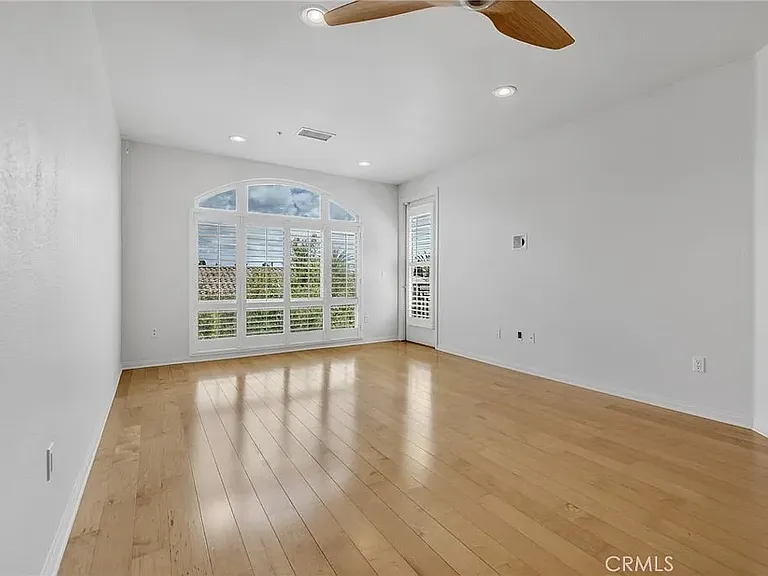 3887 Pell Pl #414 — Photo 4