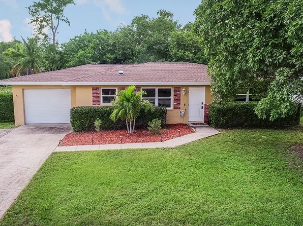 3958 La Palma St, Fort Myers, FL 33901
