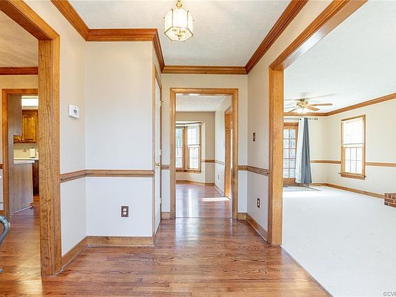 3rd image of 9358 Greywood Dr