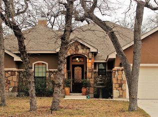 212 Great Oaks Blvd, La Vernia, TX 78121