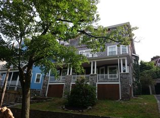 40 Atherton Rd #1, Brookline, MA 02446