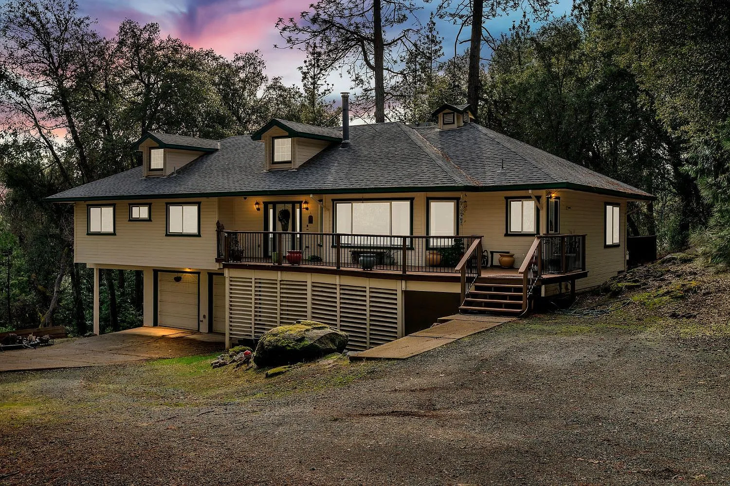 23470 Valley View Dr photo 1