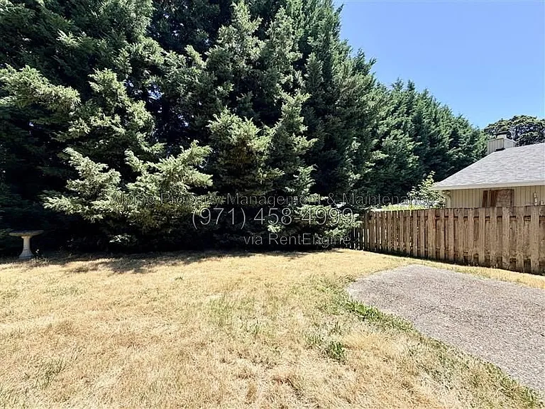 7066 SW 156th Ave — Photo 15
